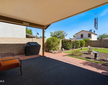 8839 W Bluefield Avenue - Photo Thumbnail 24
