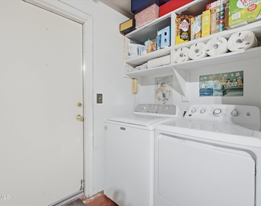 8839 W Bluefield Avenue - Photo Thumbnail 19