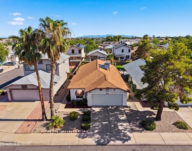 8839 W Bluefield Avenue - Photo Thumbnail 25