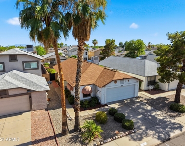 8839 W Bluefield Avenue - Photo Thumbnail 26