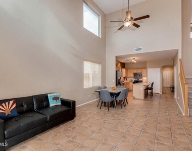 44327 W Oster Drive - Photo Thumbnail 2