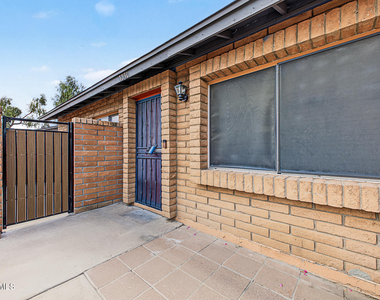 3330 S Parkside Drive - Photo Thumbnail 3