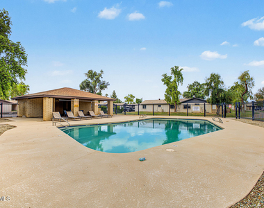 3330 S Parkside Drive - Photo Thumbnail 28