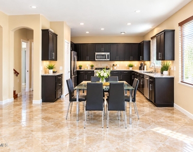 9982 N 86th Lane - Photo Thumbnail 1
