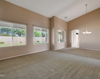 21919 N 79th Avenue - Photo Thumbnail 12