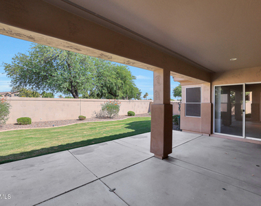 21919 N 79th Avenue - Photo Thumbnail 23