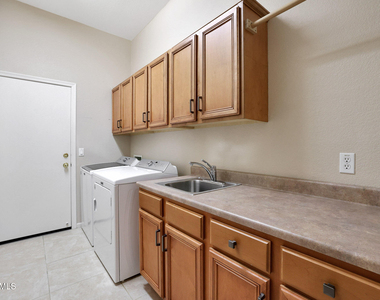 21919 N 79th Avenue - Photo Thumbnail 30