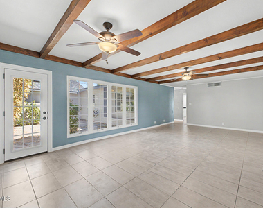 2807 N 21st Street - Photo Thumbnail 2