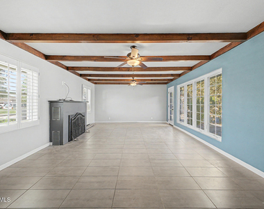 2807 N 21st Street - Photo Thumbnail 3