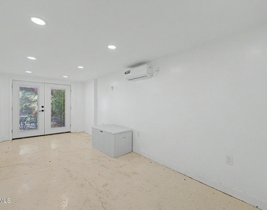 2807 N 21st Street - Photo Thumbnail 19
