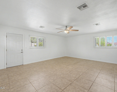 2807 N 21st Street - Photo Thumbnail 11