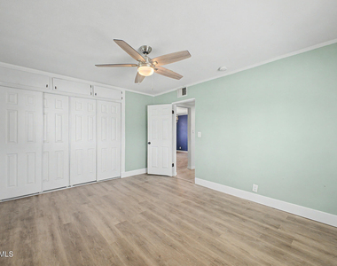 2807 N 21st Street - Photo Thumbnail 13