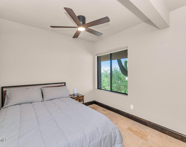 5800 E Glen Drive - Photo Thumbnail 24