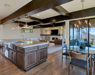 5800 E Glen Drive - Photo Thumbnail 7