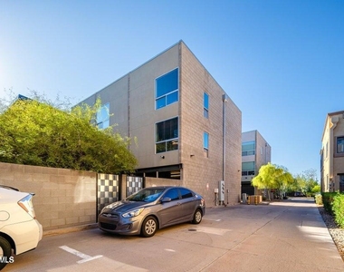 537 E Willetta Street - Photo Thumbnail 11