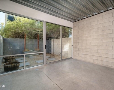 537 E Willetta Street - Photo Thumbnail 30
