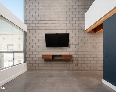 537 E Willetta Street - Photo Thumbnail 21