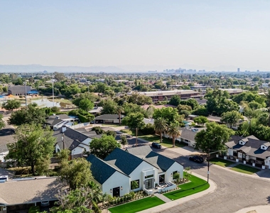3301 E Elm Street - Photo Thumbnail 34