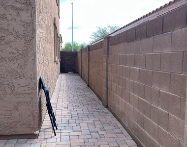 7540 W Marconi Avenue - Photo Thumbnail 30