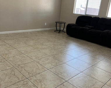 7540 W Marconi Avenue - Photo Thumbnail 9
