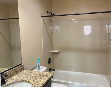 7540 W Marconi Avenue - Photo Thumbnail 53