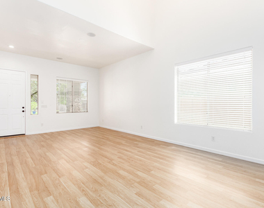 18175 W Eva Street - Photo Thumbnail 2