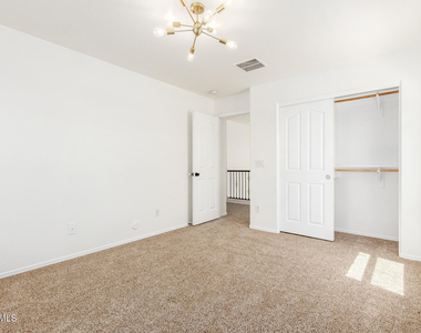 18175 W Eva Street - Photo Thumbnail 15