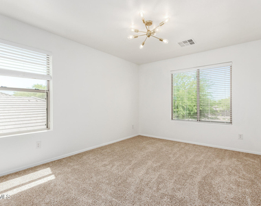 18175 W Eva Street - Photo Thumbnail 14