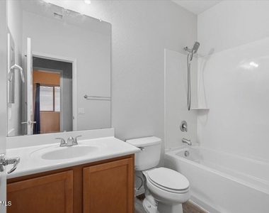 11137 E Sutter Avenue - Photo Thumbnail 11