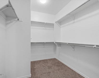 11137 E Sutter Avenue - Photo Thumbnail 9