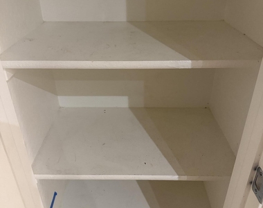525 N Miller Road - Photo Thumbnail 7