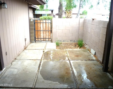 914 S Acapulco Lane - Photo Thumbnail 10