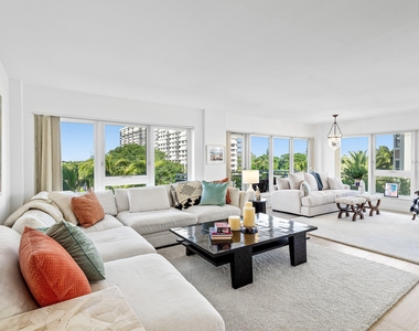 2066 N Ocean Boulevard - Photo Thumbnail 6