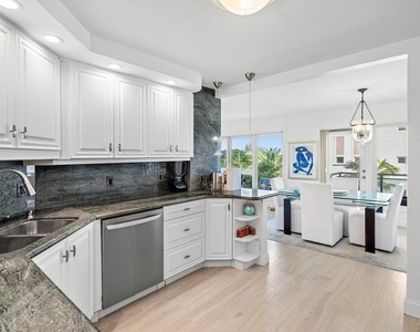 2066 N Ocean Boulevard - Photo Thumbnail 17