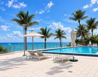 2066 N Ocean Boulevard - Photo Thumbnail 4