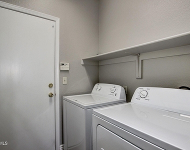 19113 N 75th Drive - Photo Thumbnail 25
