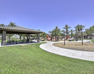 29789 W Fairmount Avenue - Photo Thumbnail 46