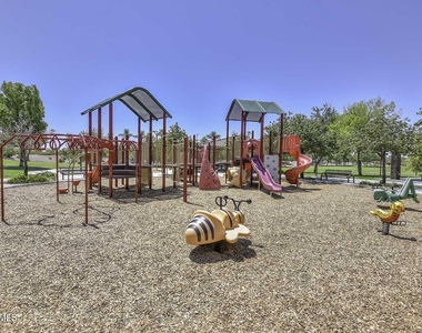 29789 W Fairmount Avenue - Photo Thumbnail 49