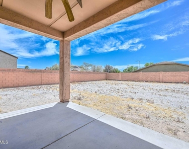 29789 W Fairmount Avenue - Photo Thumbnail 39