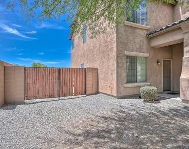 29789 W Fairmount Avenue - Photo Thumbnail 3