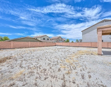 29789 W Fairmount Avenue - Photo Thumbnail 38