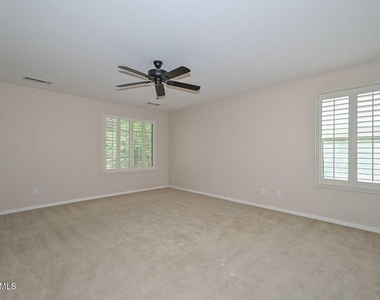 29789 W Fairmount Avenue - Photo Thumbnail 31
