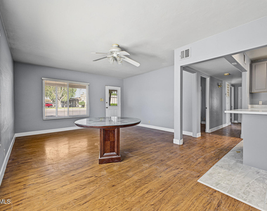 851 N Country Club Drive - Photo Thumbnail 7