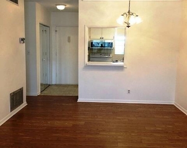 1115 Lake Terrace - Photo Thumbnail 1