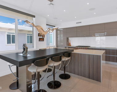 3801 N Goldwater Boulevard - Photo Thumbnail 7