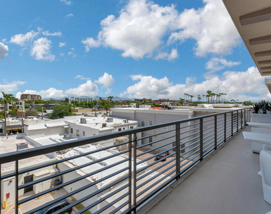 3801 N Goldwater Boulevard - Photo Thumbnail 18