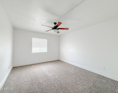 3825 E Camelback Road - Photo Thumbnail 15