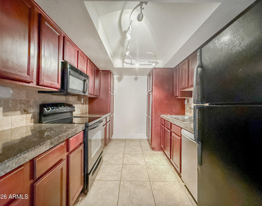 3825 E Camelback Road - Photo Thumbnail 6