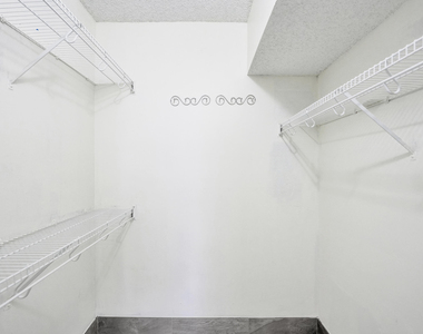 8301 Sands Point Boulevard - Photo Thumbnail 22