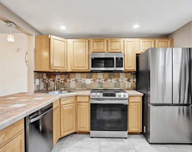 8301 Sands Point Boulevard - Photo Thumbnail 2